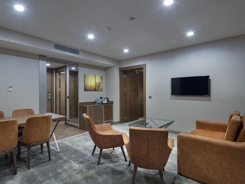Hilton Garden Inn Yalova Buitenkant foto