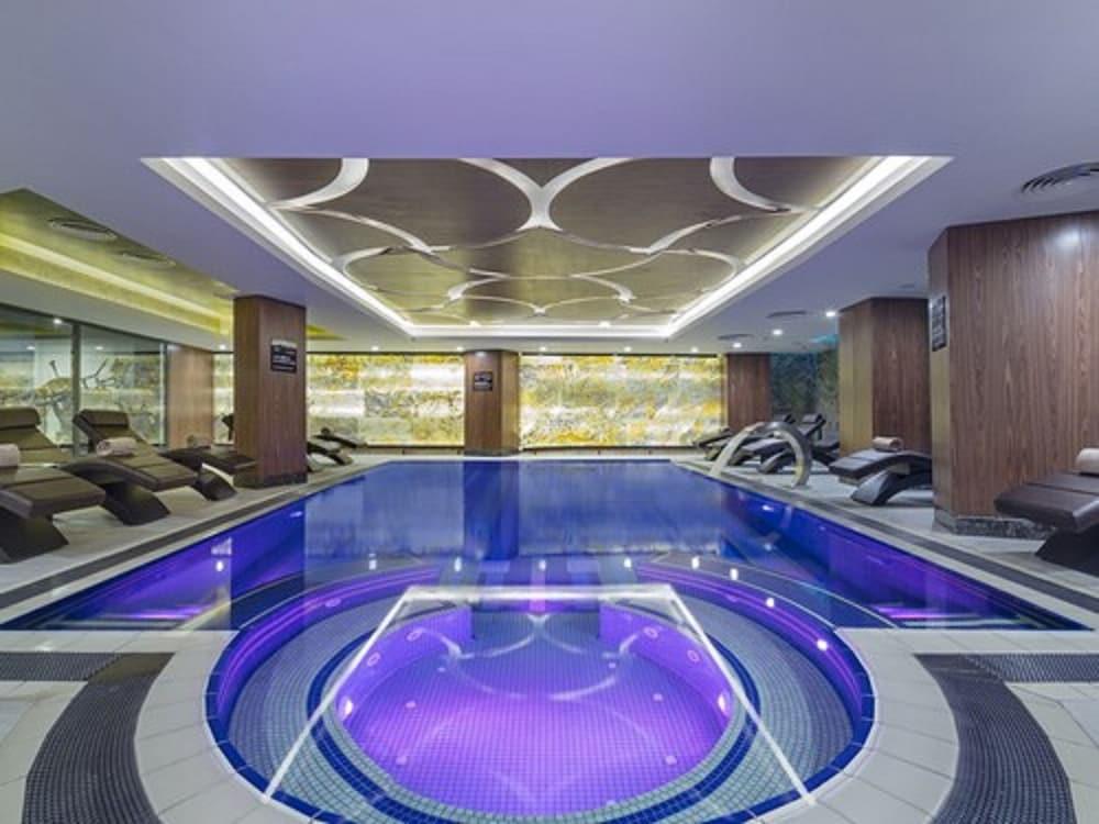 Hilton Garden Inn Yalova Buitenkant foto